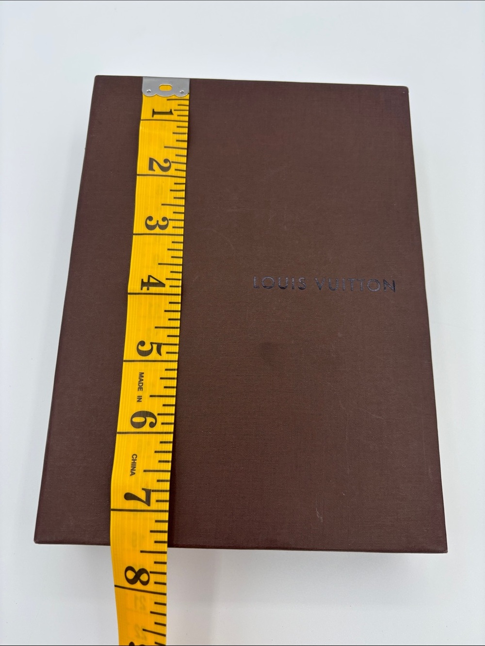 Louis Vuitton Gift Box - Chocolate Brown - Minor Stain on front of box - Picture 4 of 7